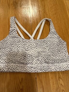 Lululemon speckle energy bra size 8